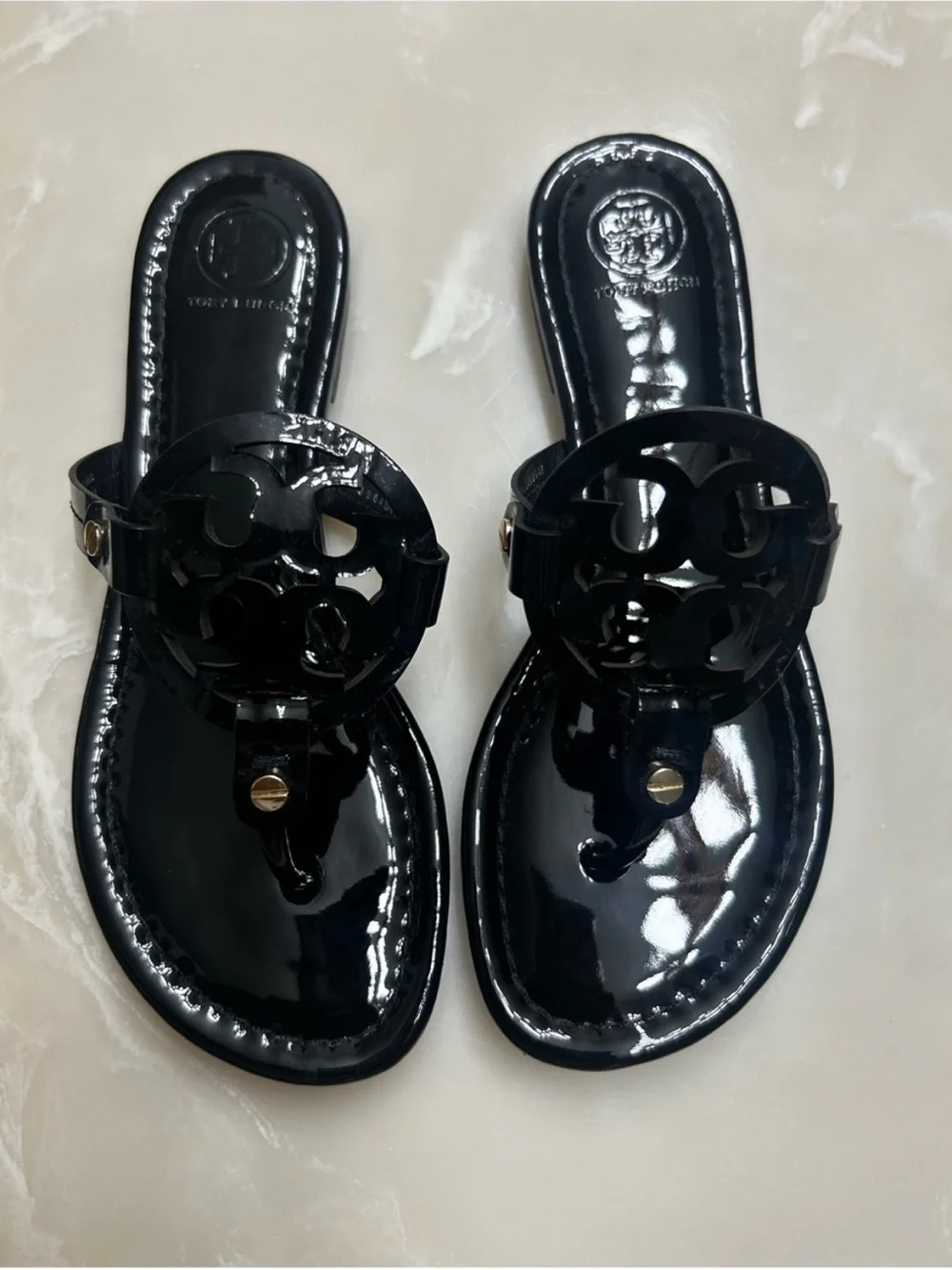Tory Burch Black Patent Logo Thong Sandals - Women